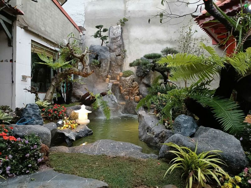 Làm hòn non bộ như thế nào để hợp với gia chủ